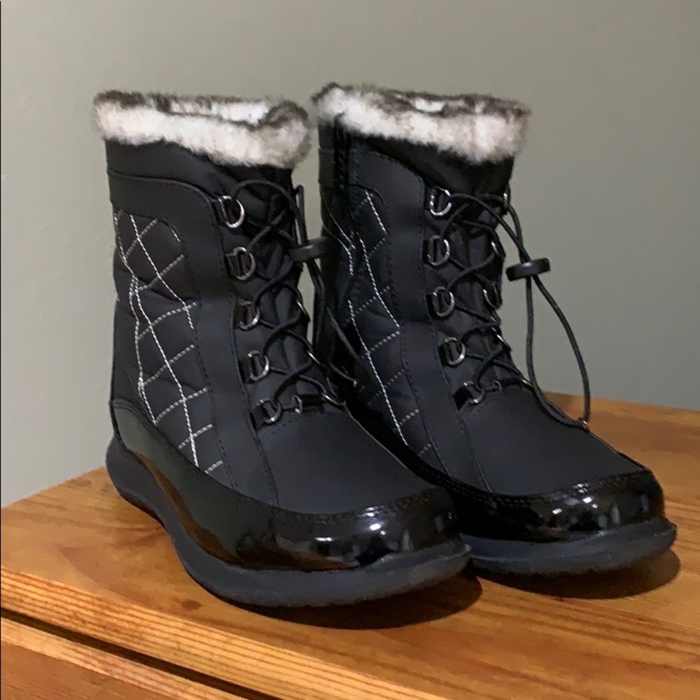 Women’s Totes Boots